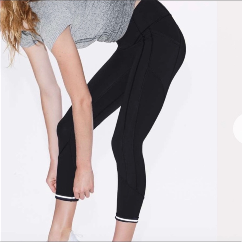 Lululemon All The Right Places Black 6
